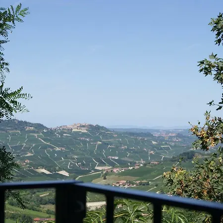 La Basiglia 3* Monforte dʼAlba