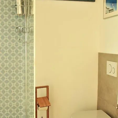 Alojamento de Acomodação e Pequeno-almoço La Basiglia 3*